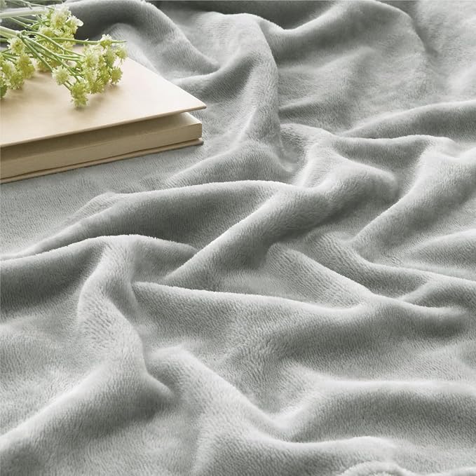 BEDELITE Fleece Blanket Soft Plush Throw - Image 4