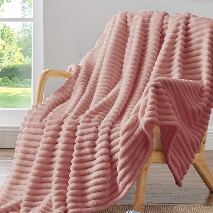 BEDELITE Ribbed Fleece Throw Blanket by BEDELITE