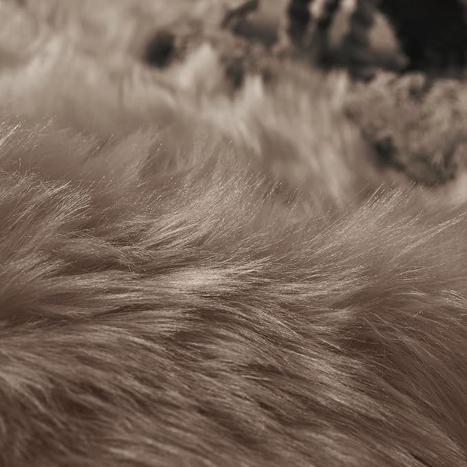 Goolela Beige Circle Faux Fur Rug 3ft Fuzzy Furry Small Round Sheepskin Rug - Image 6
