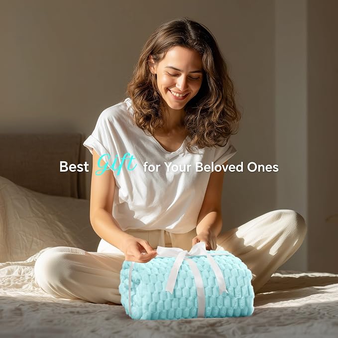 BEDELITE Cloud Blue Twin Blanket - Image 4