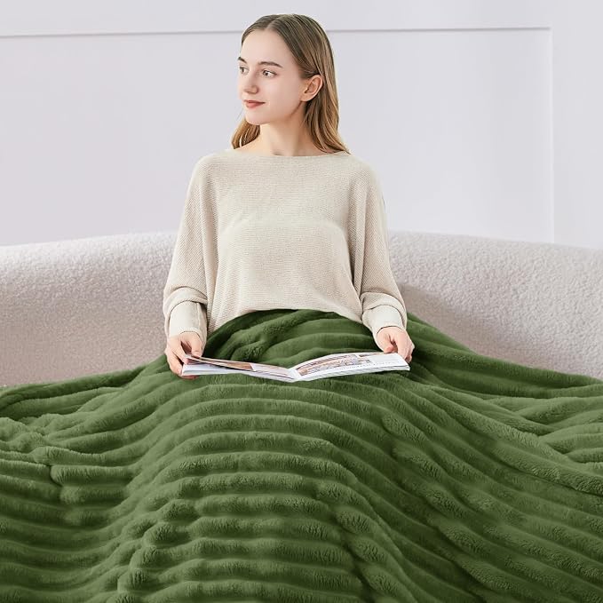 BEDELITE Ribbed Fleece Throw Blanket - Image 3
