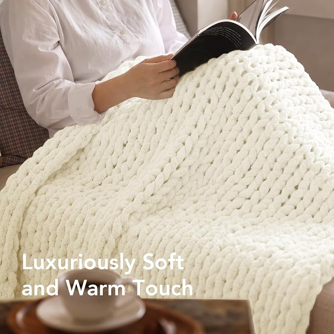 L'AGRATY Chunky Knit Throw Blanket - Image 4