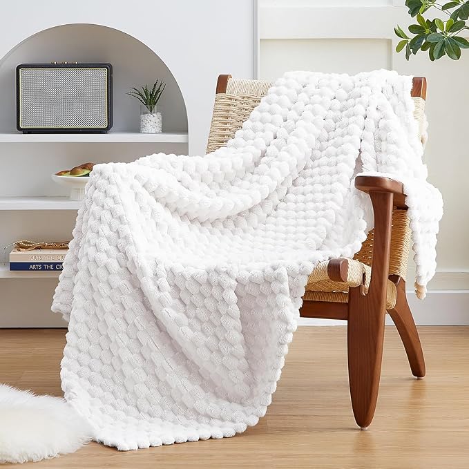 EXQ Home Gentle Soft Fleece Throw Blanket – Cozy Lightweight 3D Imitation by EXQHomeTexitleCoLtd