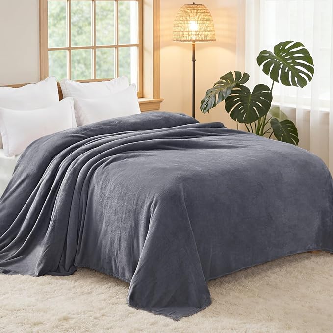 Exclusivo Mezcla Soft Fleece Blanket Twin Size - Image 4