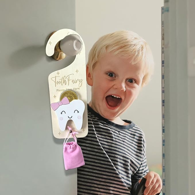 Tooth Fairy Door Hanger, Wooden Tooth Fairy Money Holder with Tooth Coins for Lost Tooth Kids Gifts (Pink)