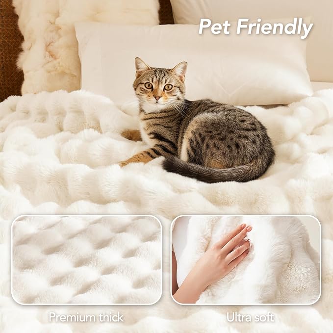 L'AGRATY Faux Rabbit Fur Throw Blanket - Image 7