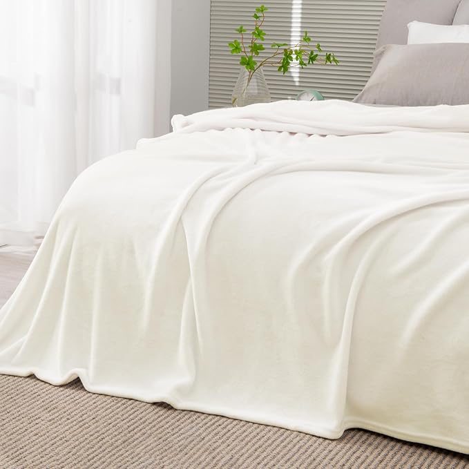 BEDELITE Fleece Blankets Queen Size Cream Throw Blankets for Bed, Luxury Plush Cozy Fuzzy Blanket 90x90 inches, Super Soft Warm Lightweight Throw Blanket All Seasons Suitable
