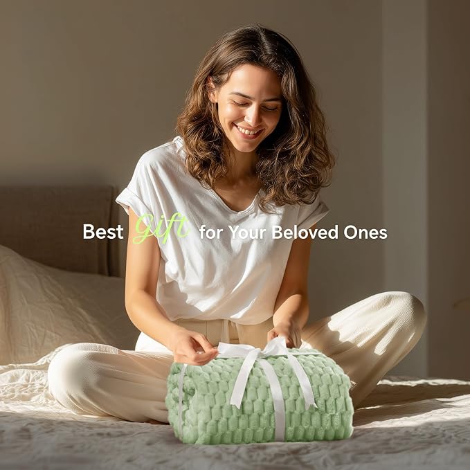 BEDELITE Sage Green Twin Blanket - Image 2