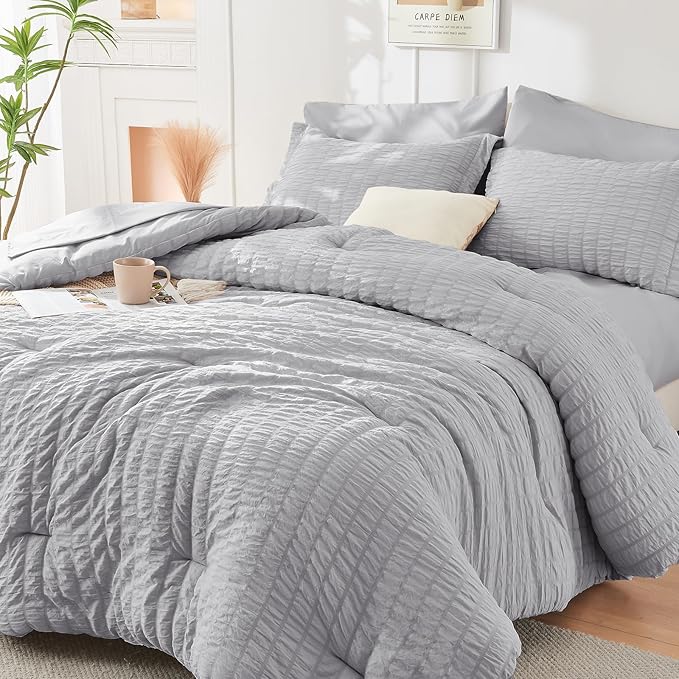 HYMOKEGE Light Grey Oversized Queen Comforter Set Seersucker 7 Pieces, All Season Luxury Bed in a Bag for Bedroom, Bedding Set with Comforter, Sheets, Pillowcases & Shams