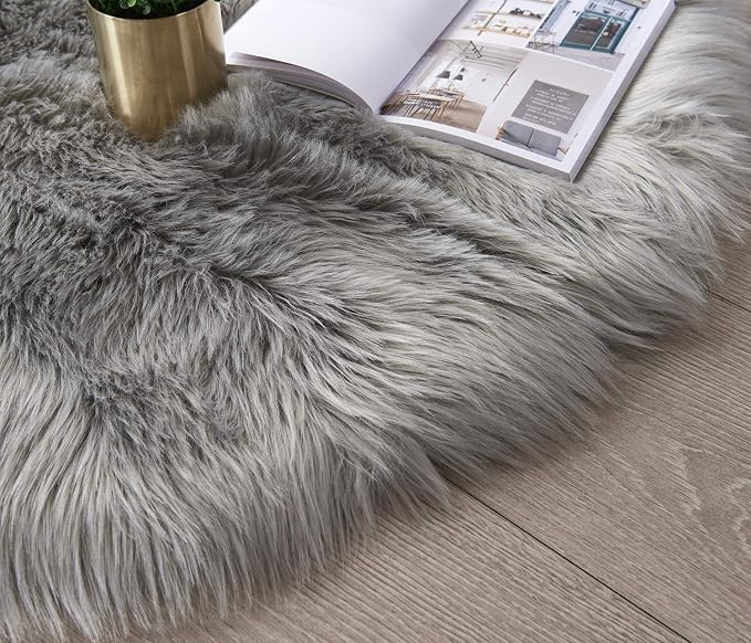 SERISSA 3x3 Fluffy Grey Round Faux Fur Area Rug - Image 4