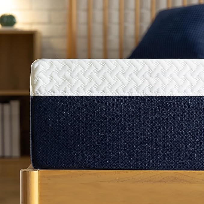 ZINUS 10 Inch Twin Cooling Comfort Hybrid Mattress [New Version], Fiberglass Free, Medium Firm Feel, Motion Isolation, Certified Safe Foams & Fabric