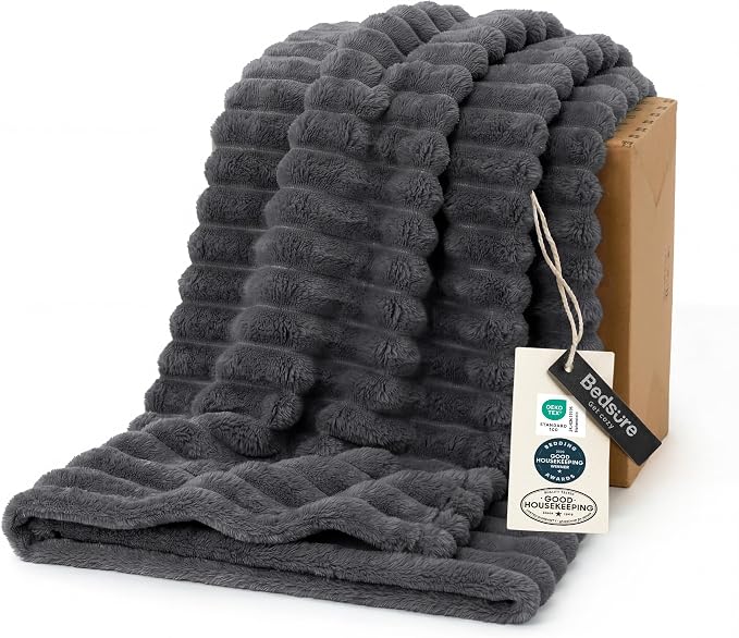 Bedsure Soft Twin Blanket for Bed Decor Gifts Grey 60"x80" | Birthday Gifts for by Unknown
