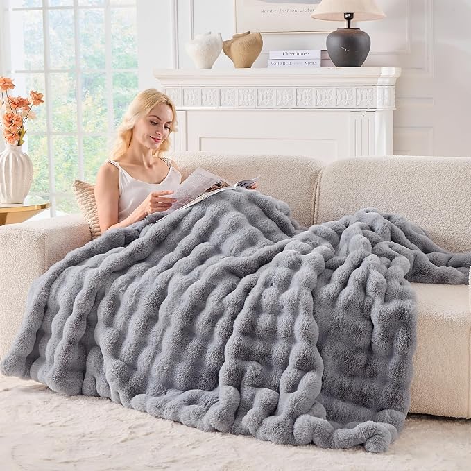 BENVWE Fluffy Faux Fur Throw Blanket - Image 8