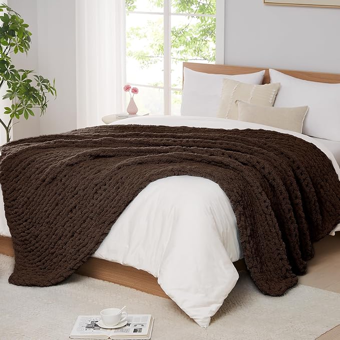 L'AGRATY Chunky Knit Throw Blanket - Image 6