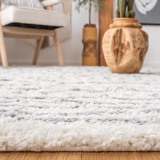 SAFAVIEH Arizona Shag Collection Area Rug - 9' x 12', Ivory & Grey, Moroccan Design, Non-Shedding & Easy Care, 1.6-inch Thick Ideal for High Traffic Areas in Living Room, Bedroom (ASG741F)