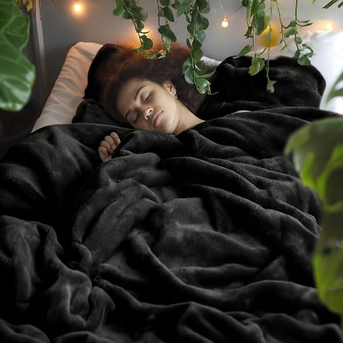 Bedsure GentleSoft Fleece Halloween Blankets Queen Size Black - Image 2