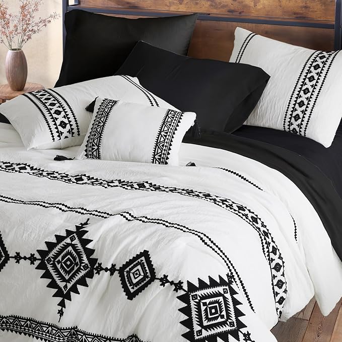 MaiRêve Embroidery Comforter Set Queen Size - 7 Piece, White Boho Western Bedding All Season Bed in A Bag, Farmhouse Queen Comforter Set with Sheets, Pillowcases & Shams