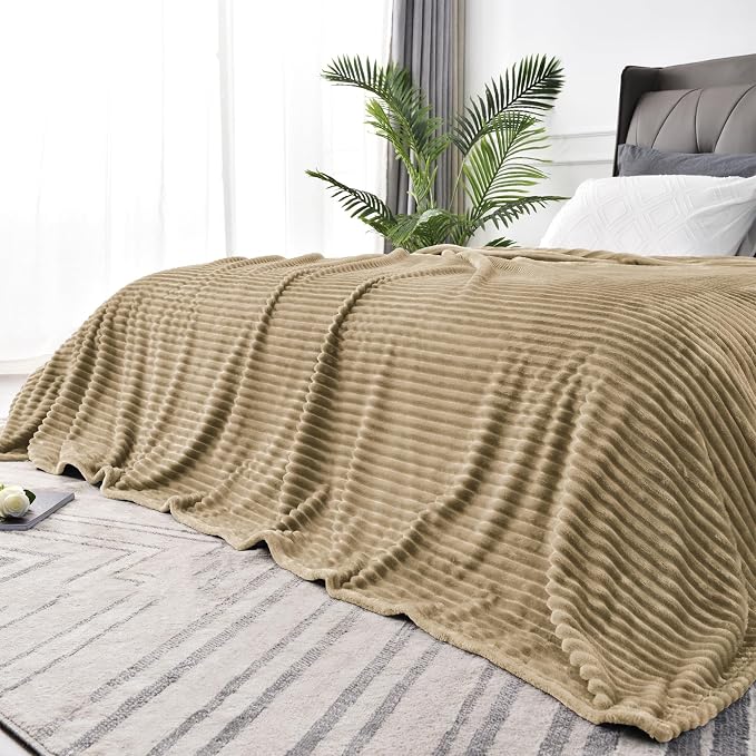 BEDELITE 3D Ribbed Jacquard Brown King Size Blankets - Image 2