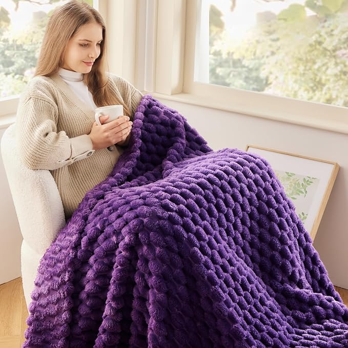 NEWCOSPLAY Fleece Clouds Cozy Queen Blanket - Image 8