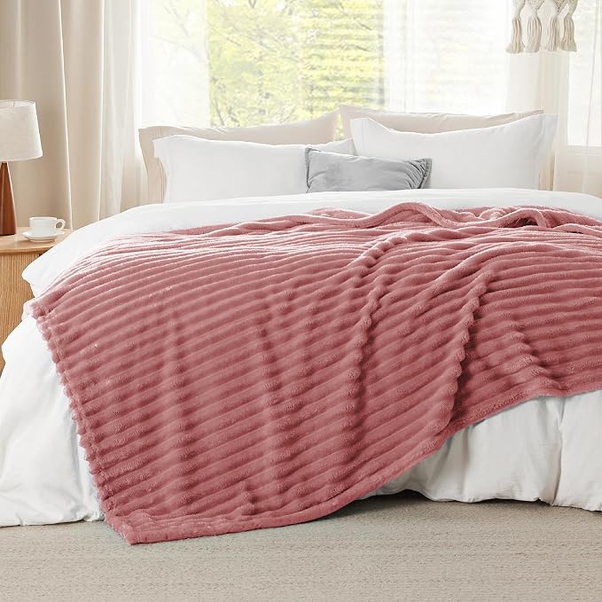 Bedsure Soft Cal King Size Blanket - Image 3