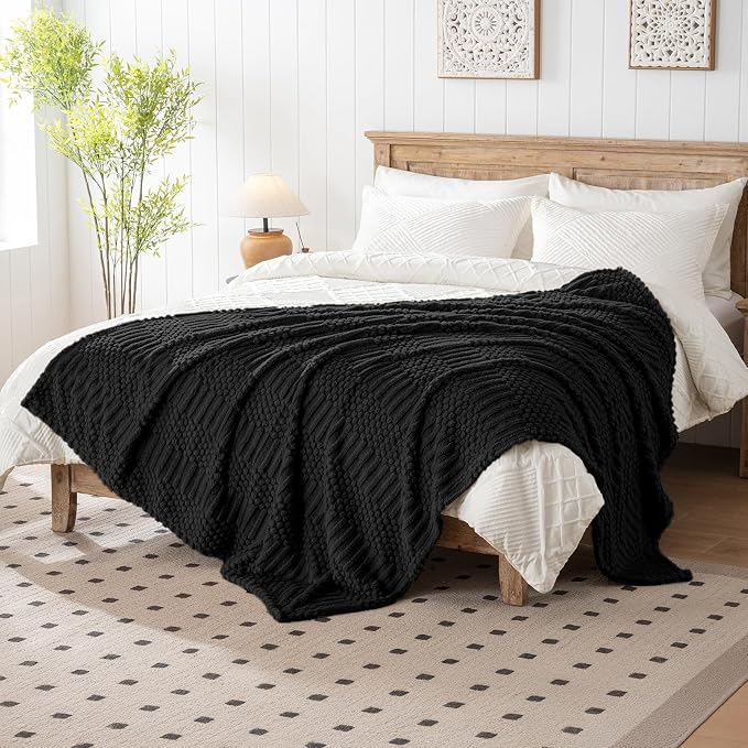90x90 Inch Black Queen Large Blanket - Image 2