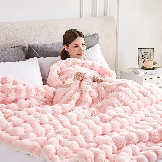 60x80 Inches Ultra-Soft Fuzzy Faux Fur Plush Twin Size Blanket by Serenhom