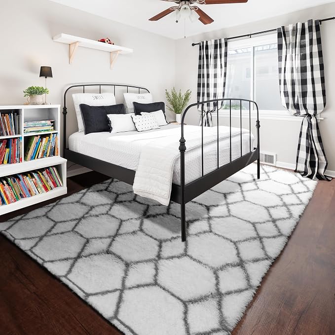 5x7 Area Rugs for Living Room Bedroom, Fluffy White and Grey Geometric Rug | - Image 6