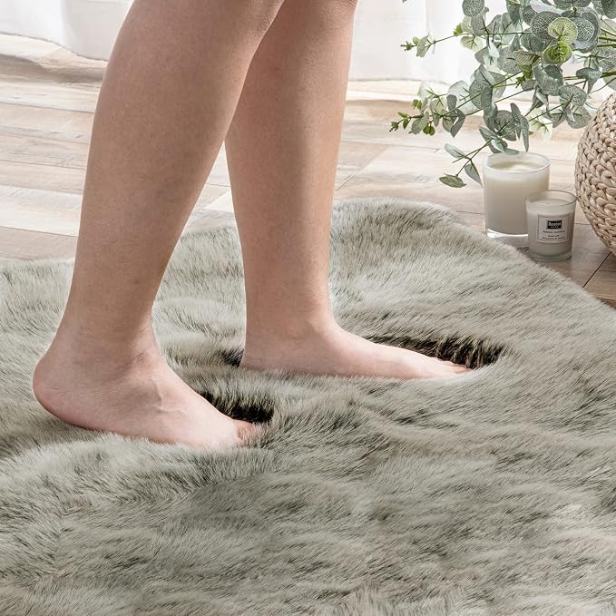 Ashler Faux Fox Fur Rug, 2x3 Rectangle Rug, Ultra Soft Shaggy Area Rugs - Image 4