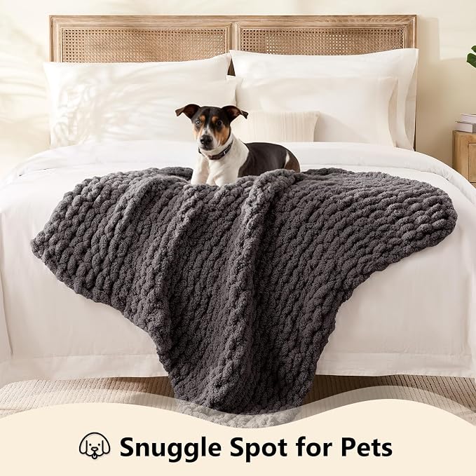L'AGRATY Chunky Knit Throw Blanket - Image 3