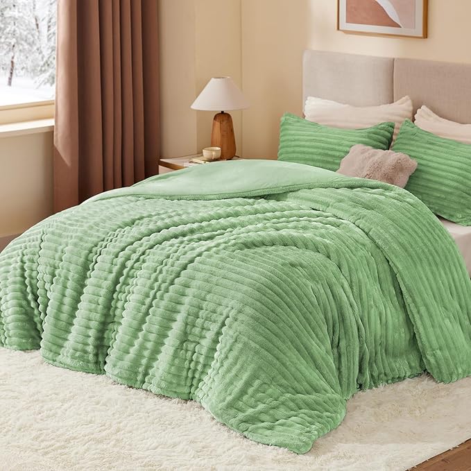 BEDELITE Fleece Twin Comforter Set -Super Soft & Warm Fluffy Green Bedding, Luxury Fuzzy Heavy Bed Set for Winter with 1 Pillow case
