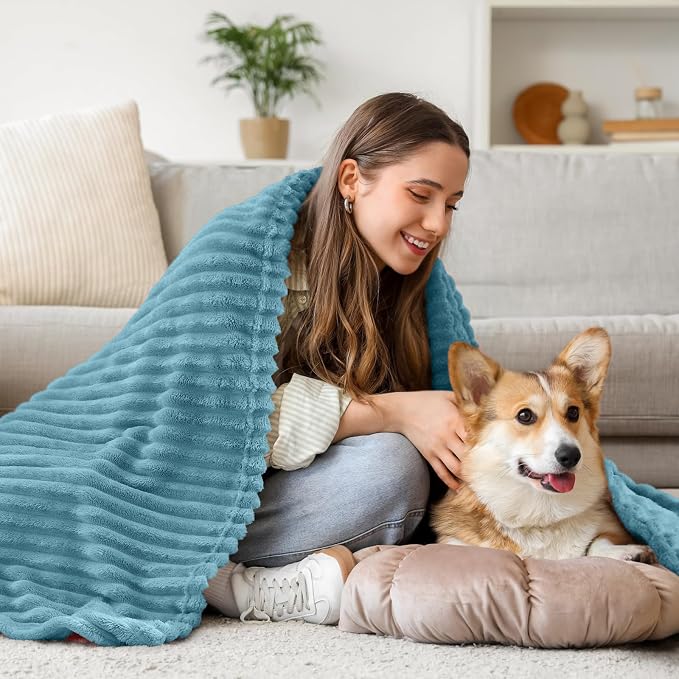 BEDELITE 3D Ribbed Washed Blue Fleece Twin Blanket - Image 7
