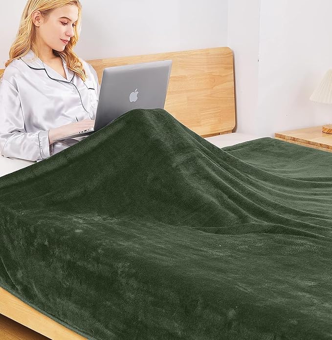 Polar Fleece Blankets Travel Size for The Bed Extra Soft Brush Fabric Super Warm Sofa Blanket 50" x 61"(Green Travel)
