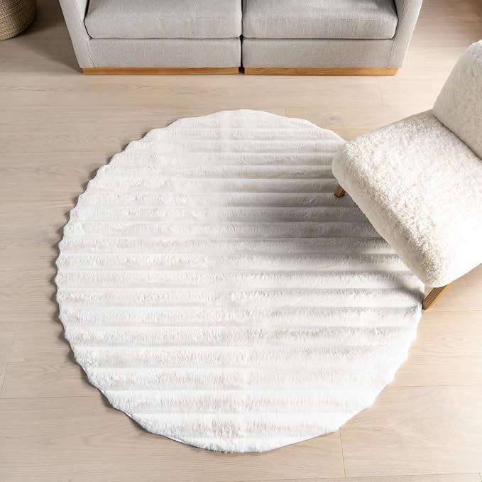 nuLOOM Kai Off White Striped Washable Area Rug, Off White by nuLOOM