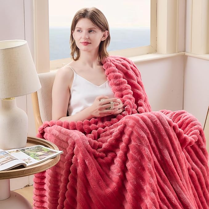 NEWCOSPLAY Fleece Ribbed Cozy Throw Blanket - Image 2
