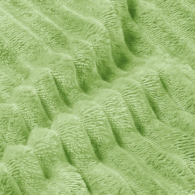 BEDELITE 3D Ribbed Jacquard Green King Size Blankets - Image 4