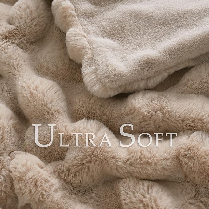 BENVWE Faux Fur Throw Blanket for Couch - Image 3