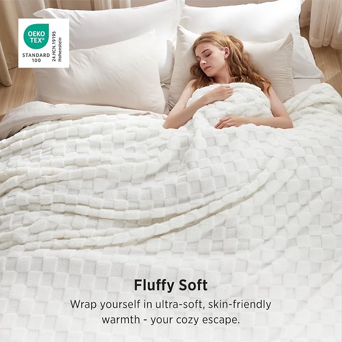 Bedsure GentleSoft Blankets Queen Size - Image 2