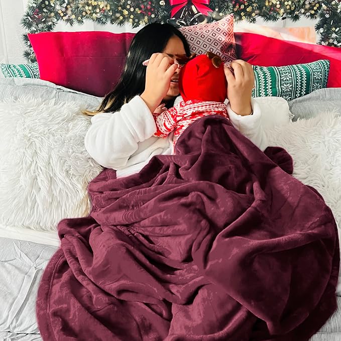 Bedsure GentleSoft Fleece Throw Blanket Red - Image 5