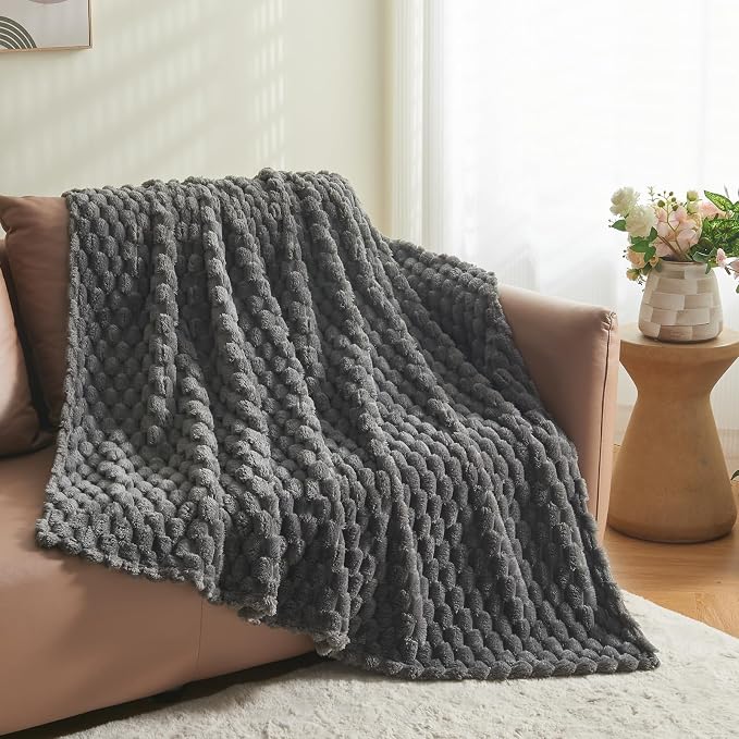 NEWCOSPLAY Fleece Clouds Cozy Throw Blanket - Image 9