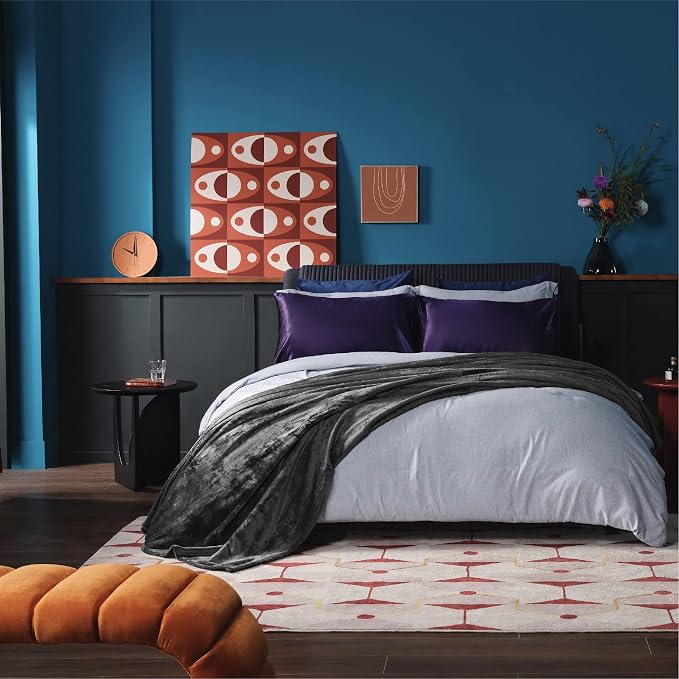 Bedsure GentleSoft Fleece Blankets Queen Size Dark Grey - Image 4