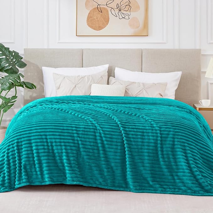 BEDELITE Ribbed Jacquard Ocean Blue Blankets Queen Size - Image 2