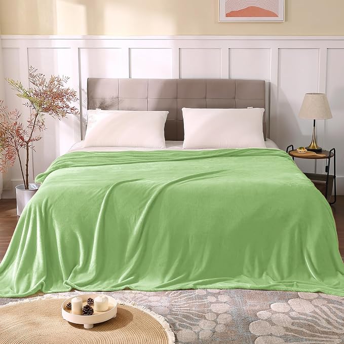 BEDELITE Fleece Blanket Soft Plush King Bed Blanket Grass Green 108"x90" | - Image 3