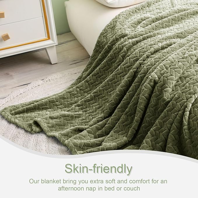 Exclusivo Mezcla Fleece Throw Blanket for Couch, 50x70 Inches Soft Cozy Jacquard Flannel Blankets, Lightweight Fuzzy Plush Warm Throws for Winter, Olive Green