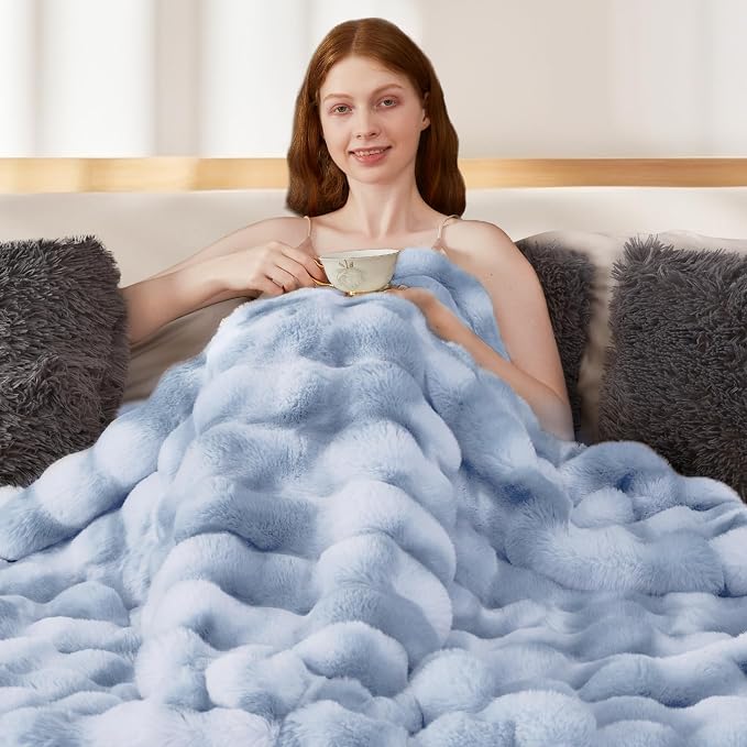 Luxury 1000GSM Faux Rabbit Fur Throw Blanket, Super Heavy Warm Cozy Grey - Image 6