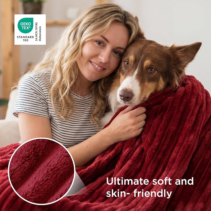 Bedsure Soft Red Throw Blanket for Couch Decor Gifts 50"x60" | Birthday Gifts - Image 4