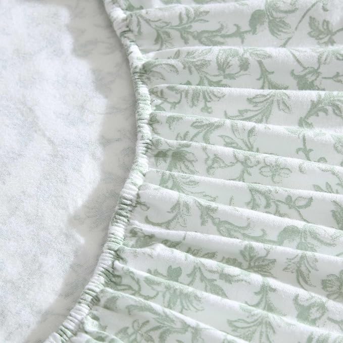 Laura Ashley - Flannel Sheets King Size, Anti-Pilling & Wrinkle Resistant Cotton, Touchably Soft for All-Season Comfort - Bed Sheets with Matching Pillowcases & Fitted Sheet (Brinna Green)