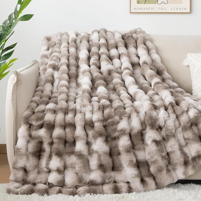 Luxury 1000GSM Faux Rabbit Fur Throw Blanket, Super Heavy Warm Cozy Brown - Image 5