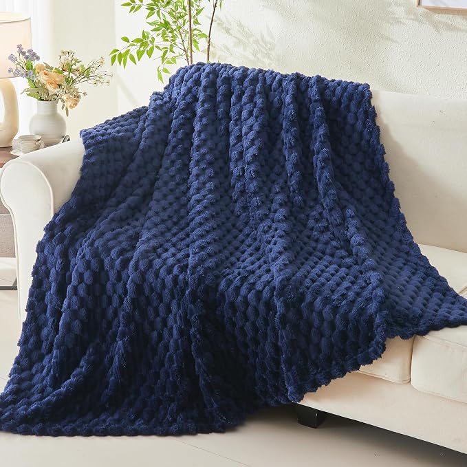 NEWCOSPLAY Fleece Clouds Cozy Twin Blanket - Image 3