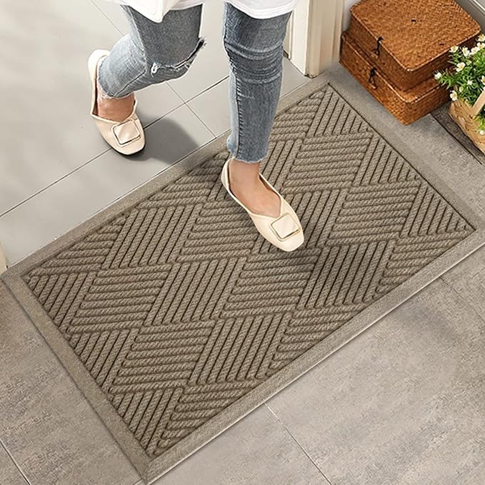 Sturdy Front Door Mat, Absorbent Muddy Dirt Resist Welcome Door Mats Outdoor by HIYARD