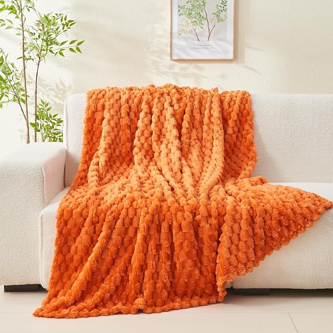 NEWCOSPLAY Fleece Clouds Cozy Twin Blanket - Image 7